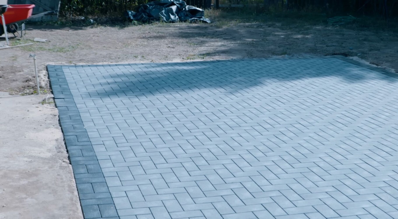 Stamped concrete pavers installation in basketweave pattern in San Tan Valley